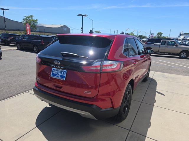 Certified 2022 Ford Edge SEL w/ Convenience Package AWD/4WD image 5
