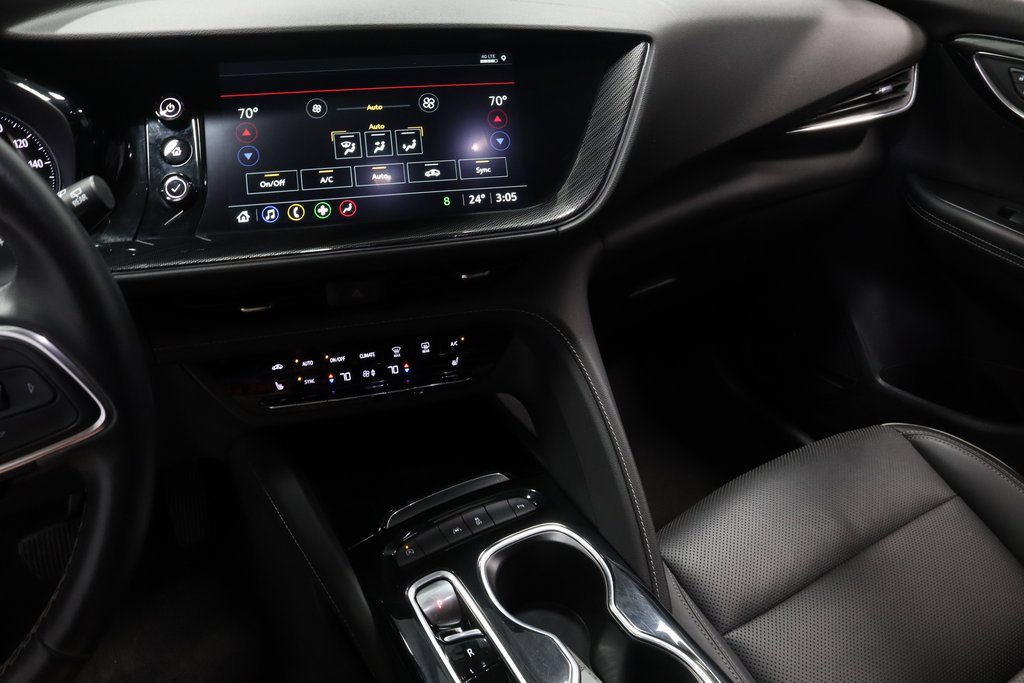 Used 2023 Buick Envision Essence image 30