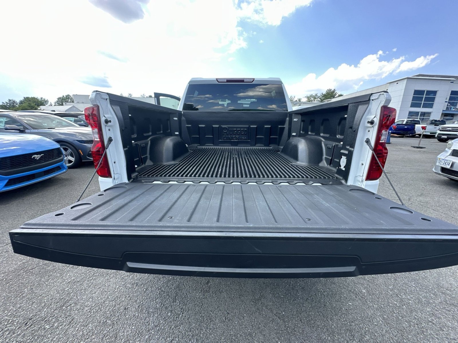 Used 2023 Chevrolet Silverado 1500 LT w/ Work Truck Package AWD/4WD image 33