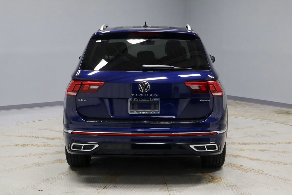Used 2022 Volkswagen Tiguan SEL R-Line image 4