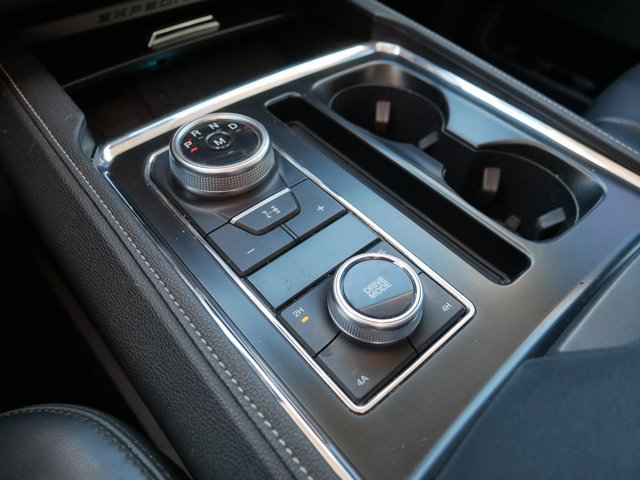 Certified 2022 Ford Expedition Max XLT image 27