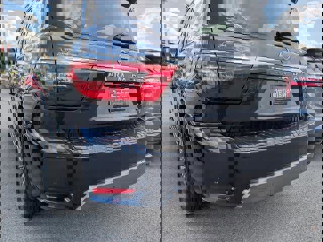 Used 2021 Nissan Armada SL w/ Captain's Chairs Package image 17