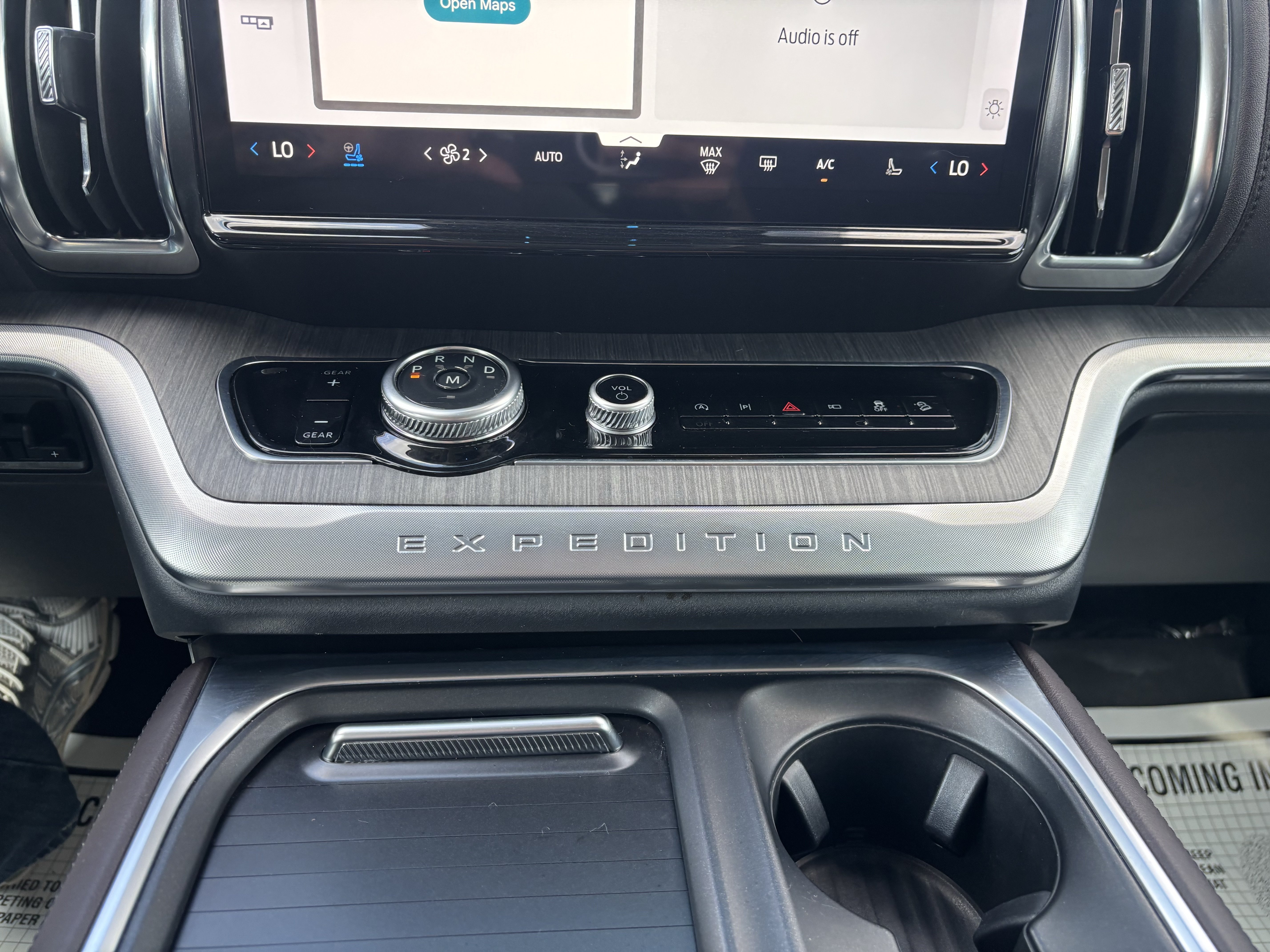 Certified 2025 Ford Expedition Max Platinum w/ Platinum Ultimate Package AWD/4WD image 36