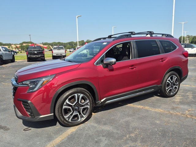Used 2023 Subaru Ascent Limited w/ Technology Package AWD/4WD image 8
