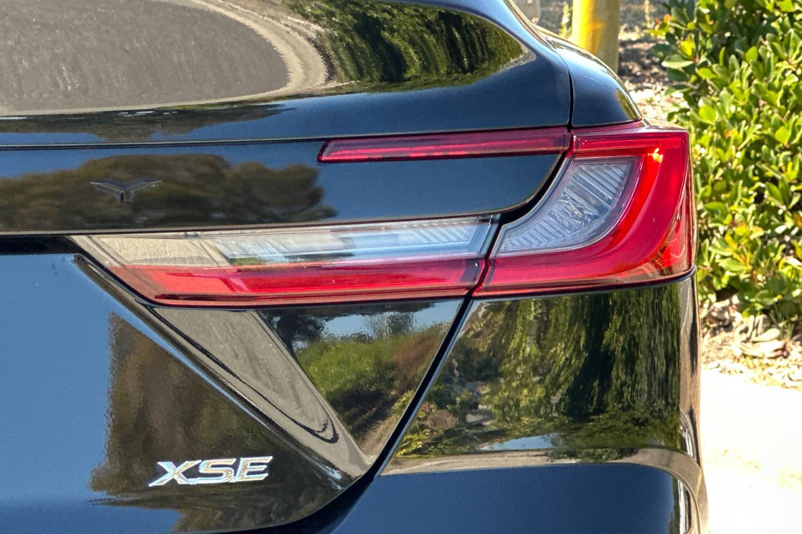 Used 2025 Toyota Camry XSE FWD image 50
