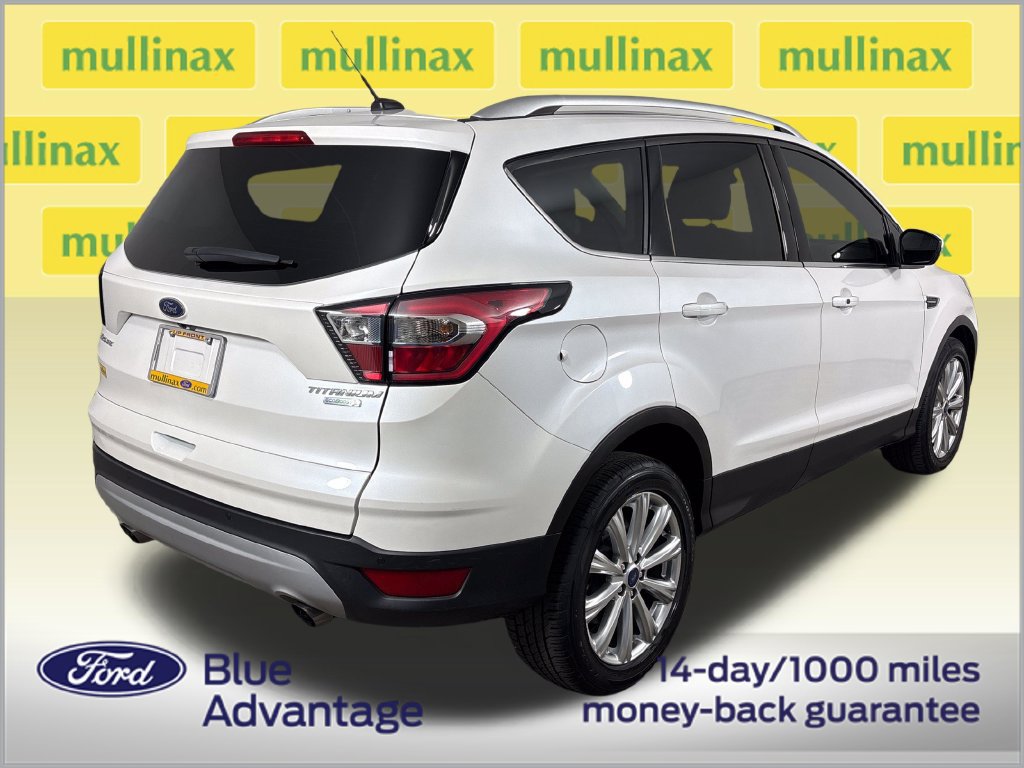 Certified 2017 Ford Escape Titanium FWD image 4
