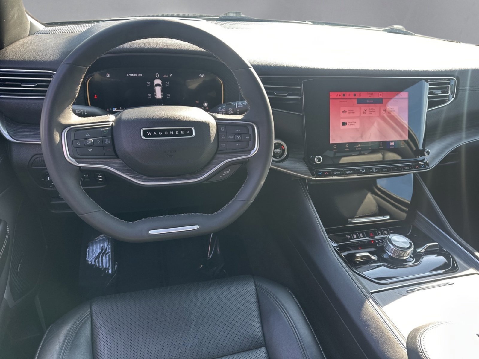 Used 2024 Jeep Wagoneer L Series III w/ Flexible Seating Group image 11