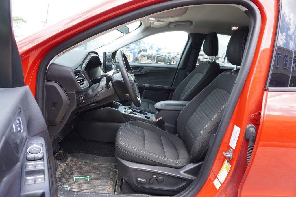 Certified 2024 Ford Escape Active w/ Tech Pack #1 FWD image 6