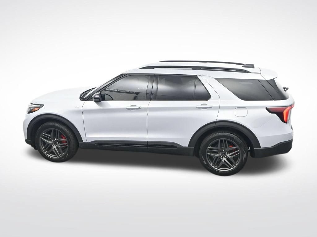 Certified 2026 Ford Explorer ST-Line w/ ST-Line Street Pack RWD image 27