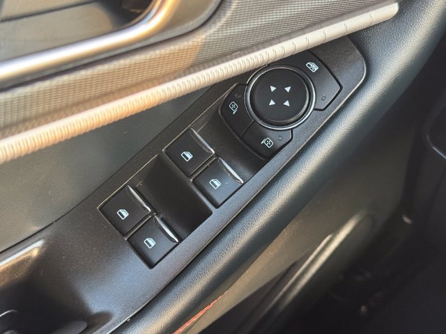 Certified 2025 Ford Explorer ST-Line AWD/4WD image 24
