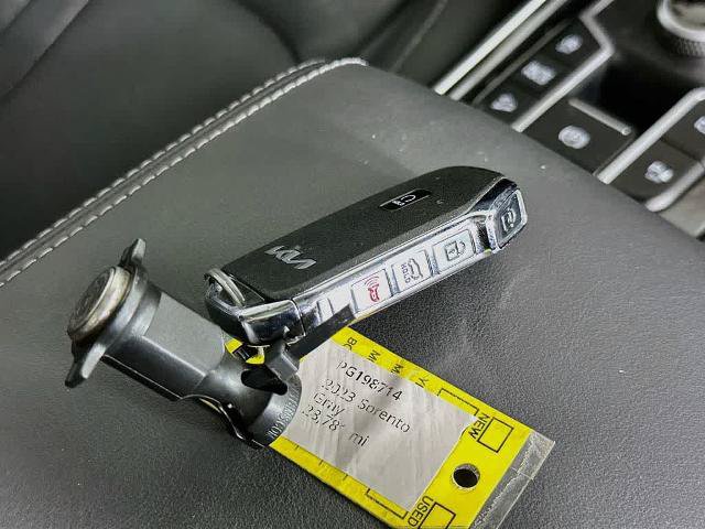Used 2023 Kia Sorento SX AWD/4WD image 22