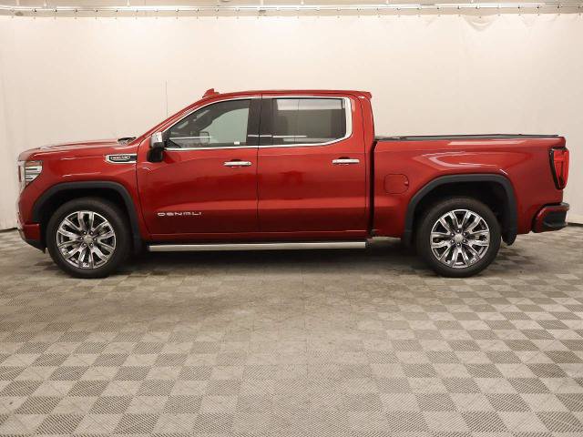 Used 2023 GMC Sierra 1500 Denali w/ Denali Reserve Package AWD/4WD image 14