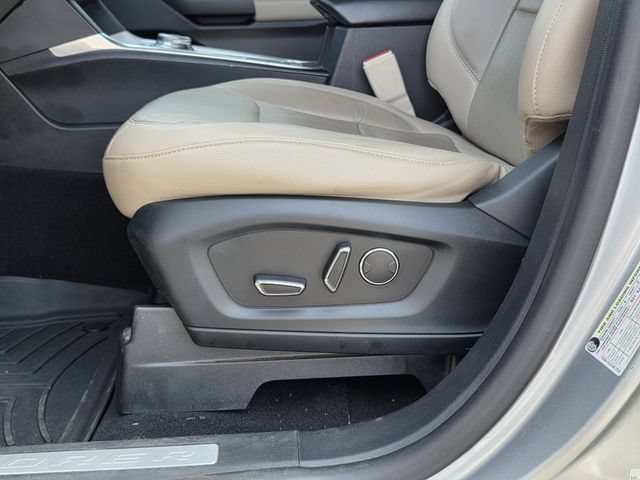 Certified 2020 Ford Explorer Limited RWD image 13