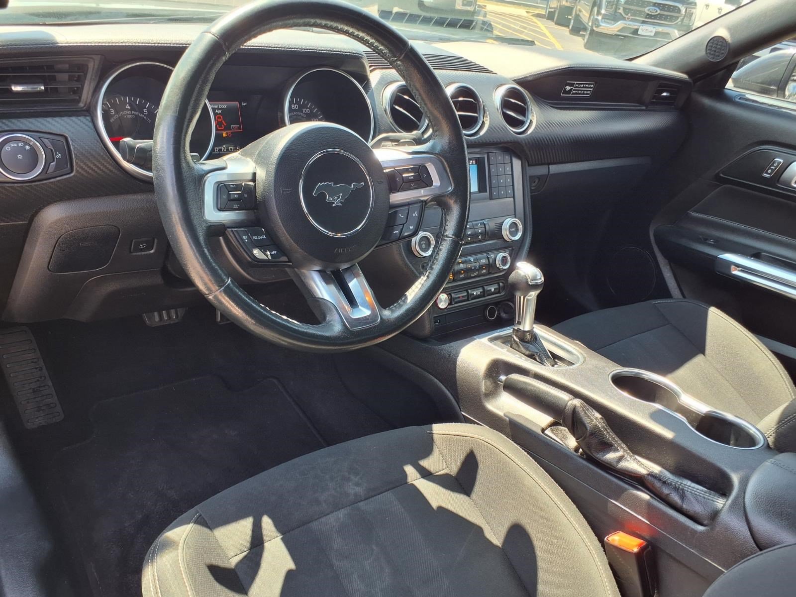 Certified 2020 Ford Mustang Coupe RWD image 12