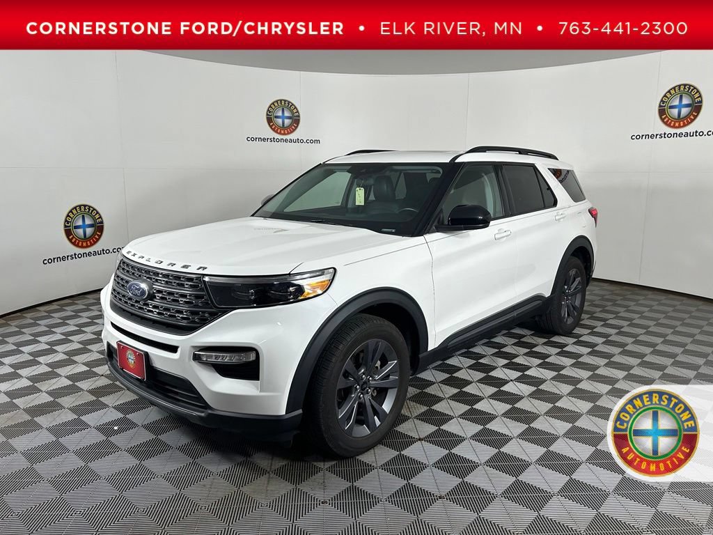 Certified 2022 Ford Explorer XLT w/ Equipment Group 202A