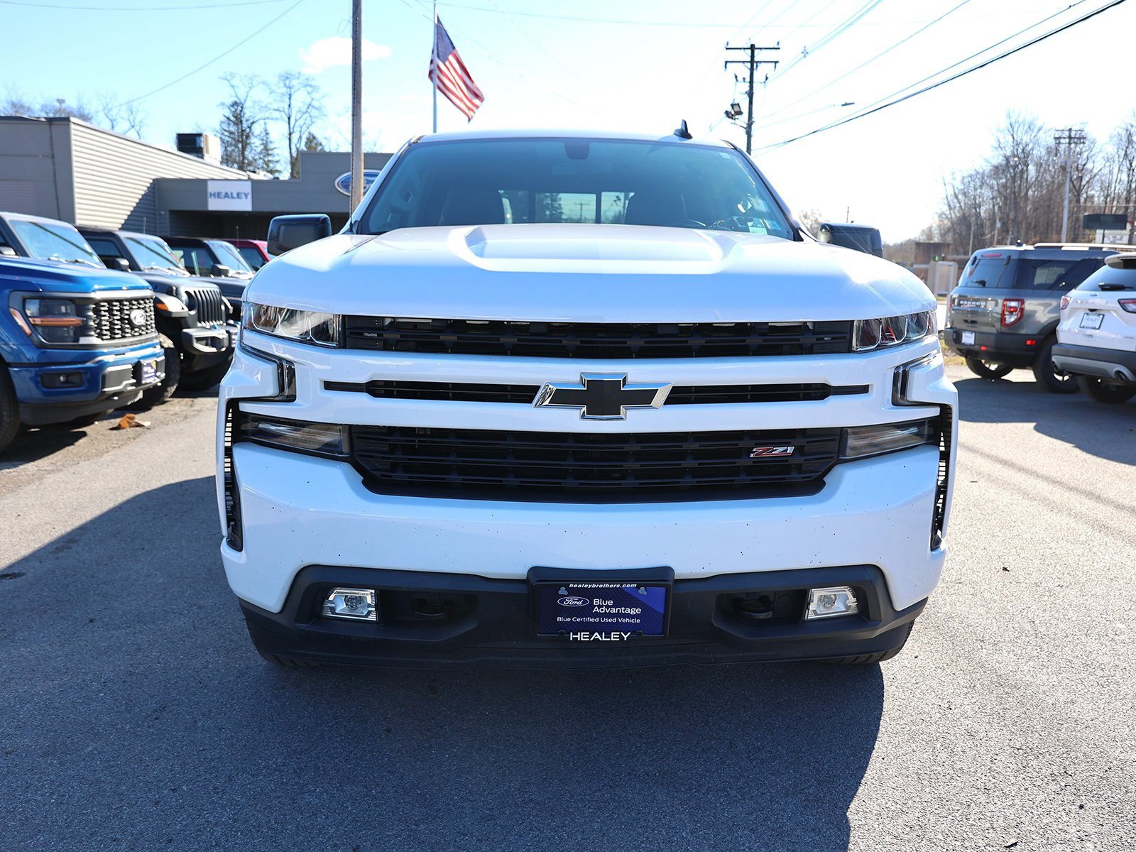 Used 2019 Chevrolet Silverado 1500 RST image 2