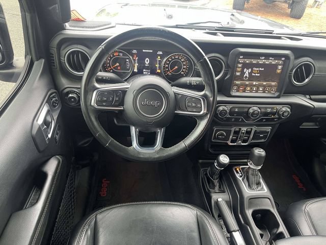 Used 2018 Jeep Wrangler Unlimited Sahara AWD/4WD image 16