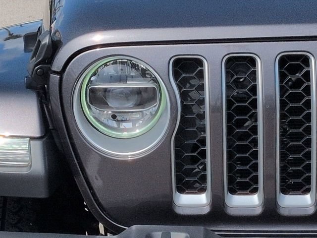 Used 2020 Jeep Gladiator Overland AWD/4WD image 9