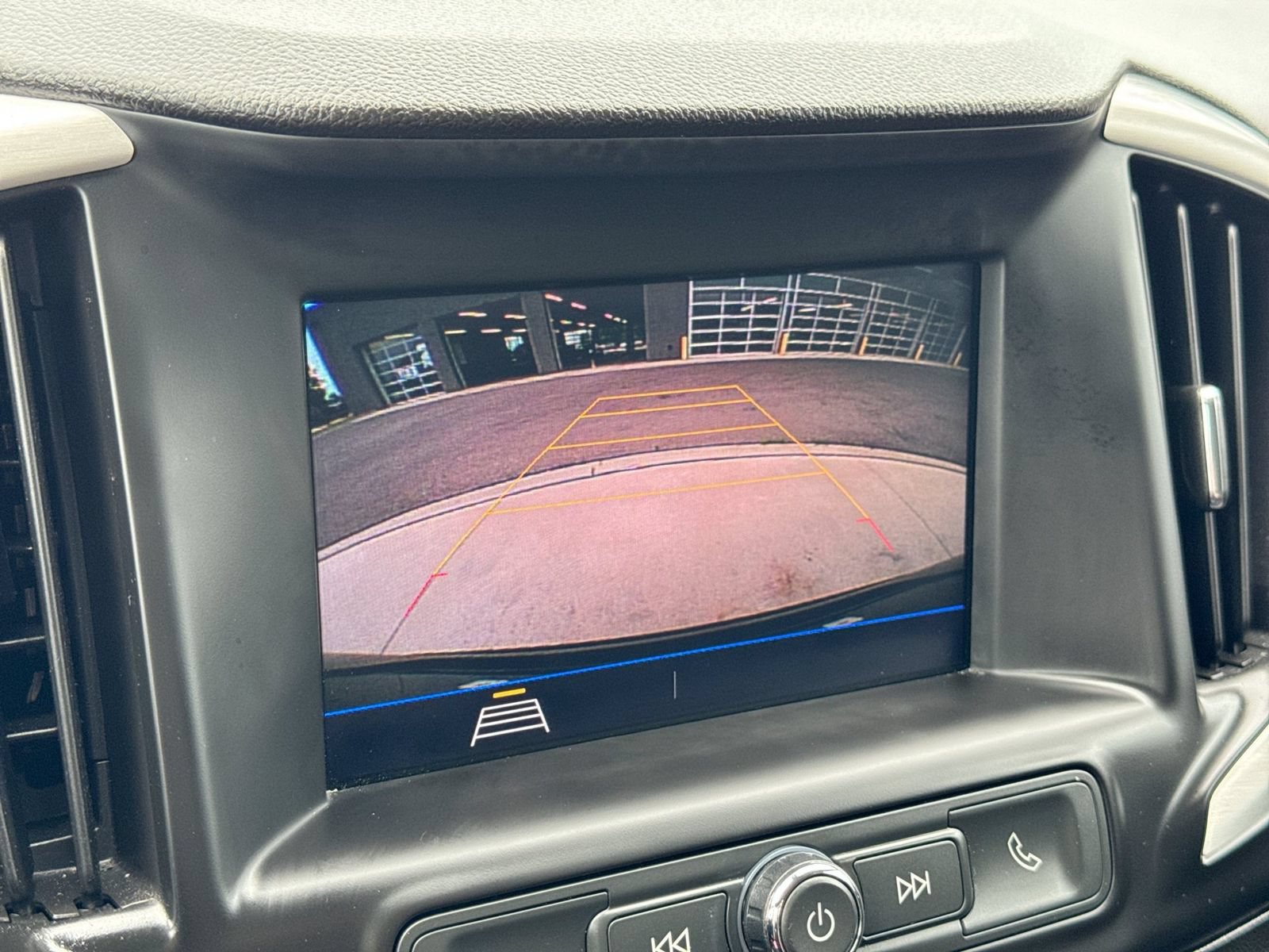 Used 2020 GMC Terrain SLE FWD image 30