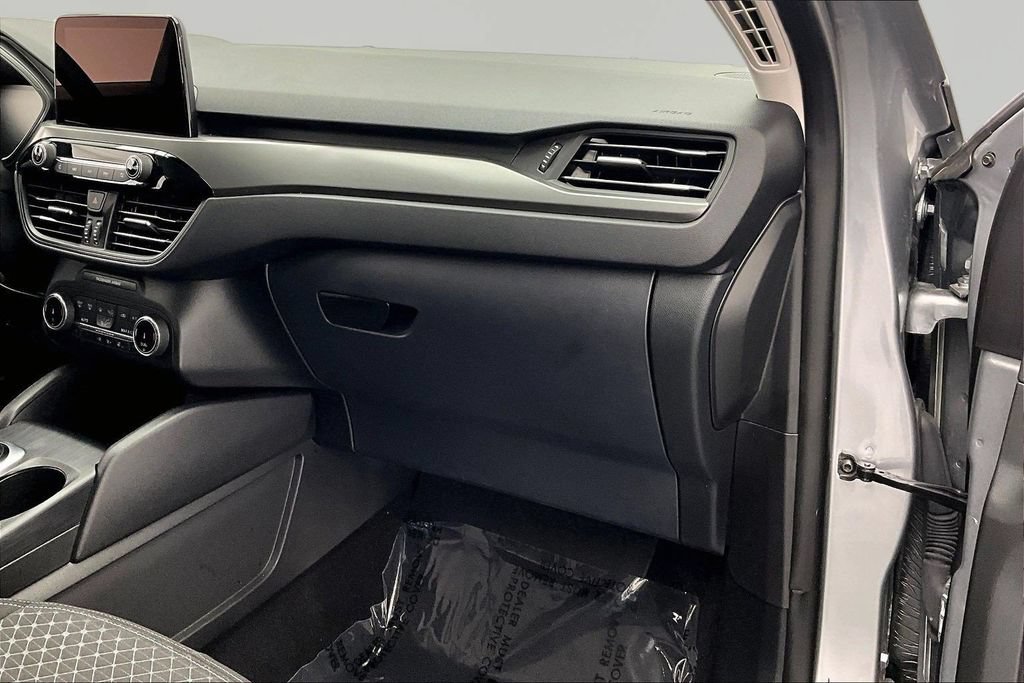Certified 2023 Ford Escape Active AWD/4WD image 17