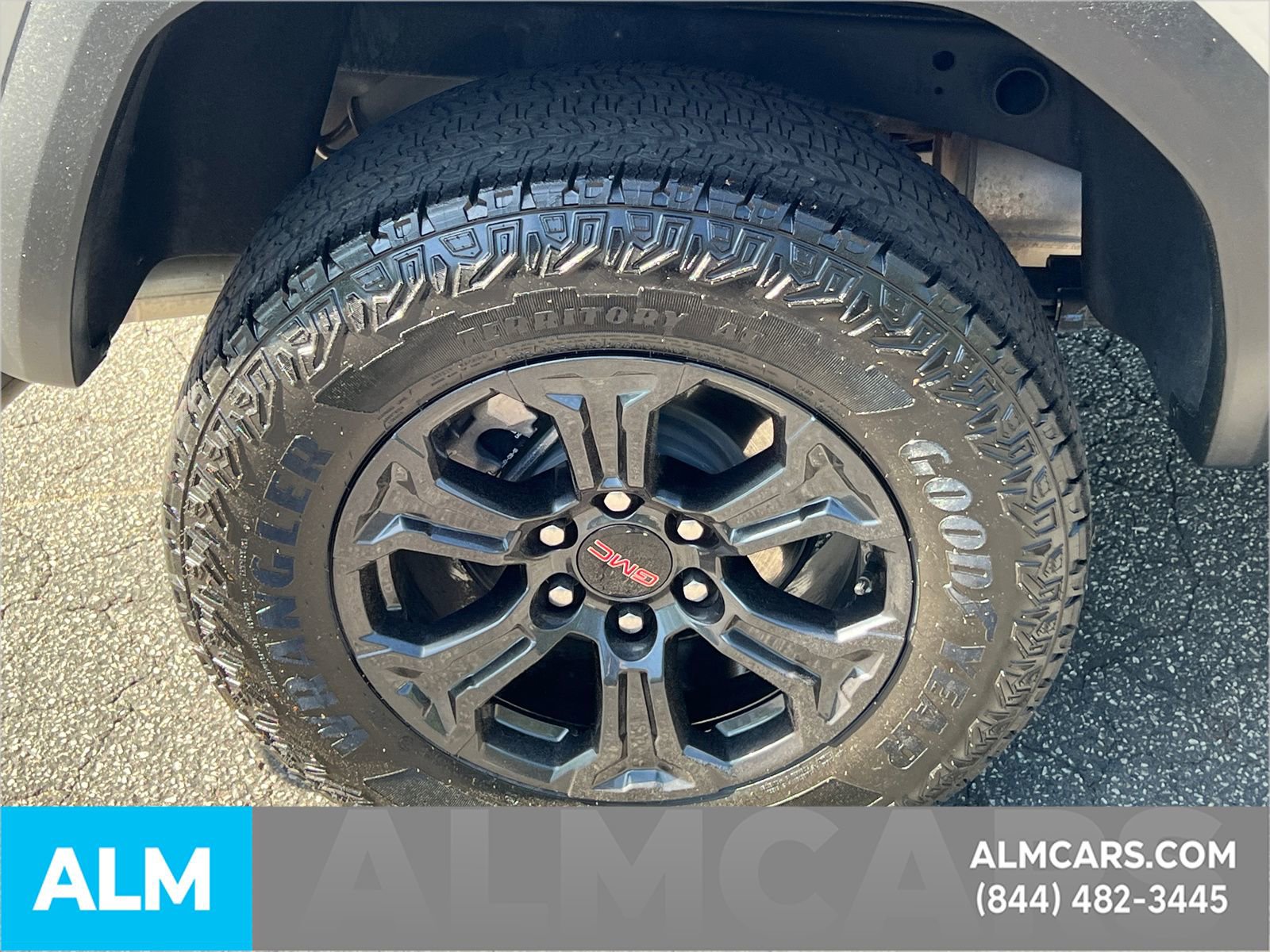 Used 2025 GMC Canyon Elevation RWD image 20