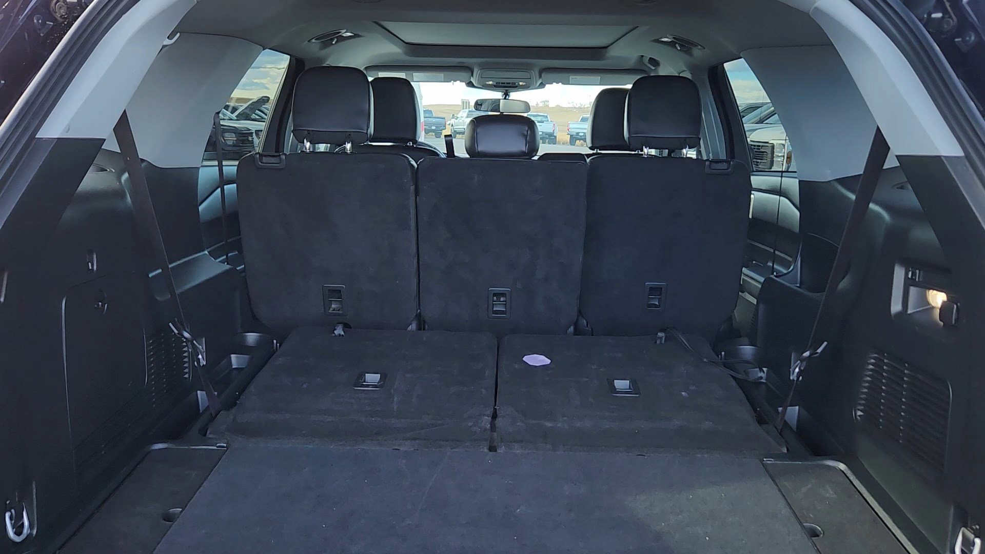 Certified 2024 Ford Explorer XLT w/ Equipment Group 202A image 20