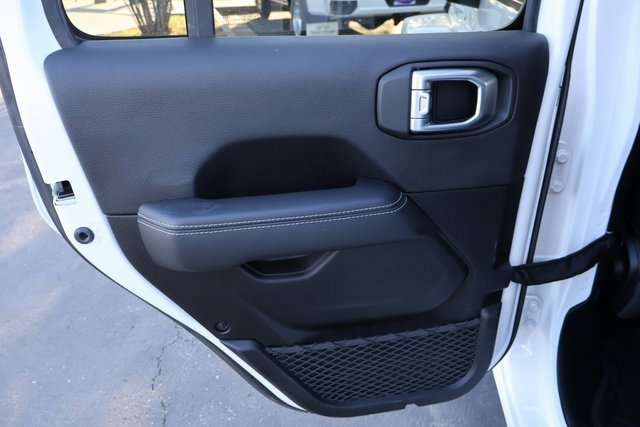 Used 2021 Jeep Gladiator Overland w/ Popular Equipment Package image 26