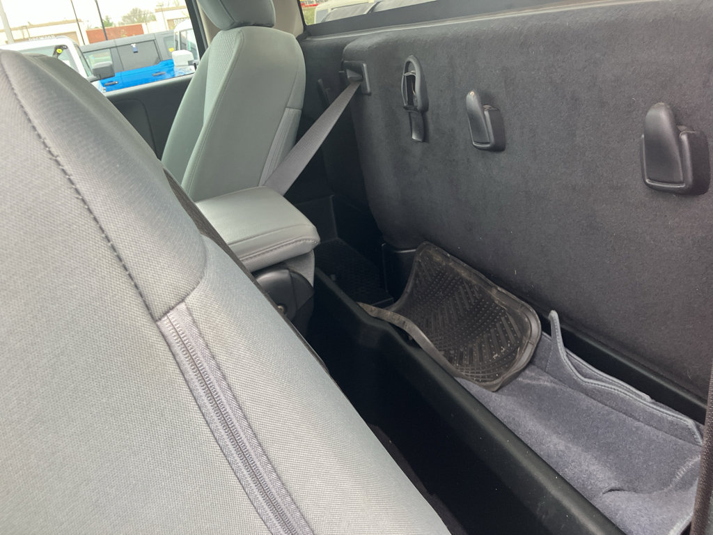 Used 2018 RAM 1500 Express image 32