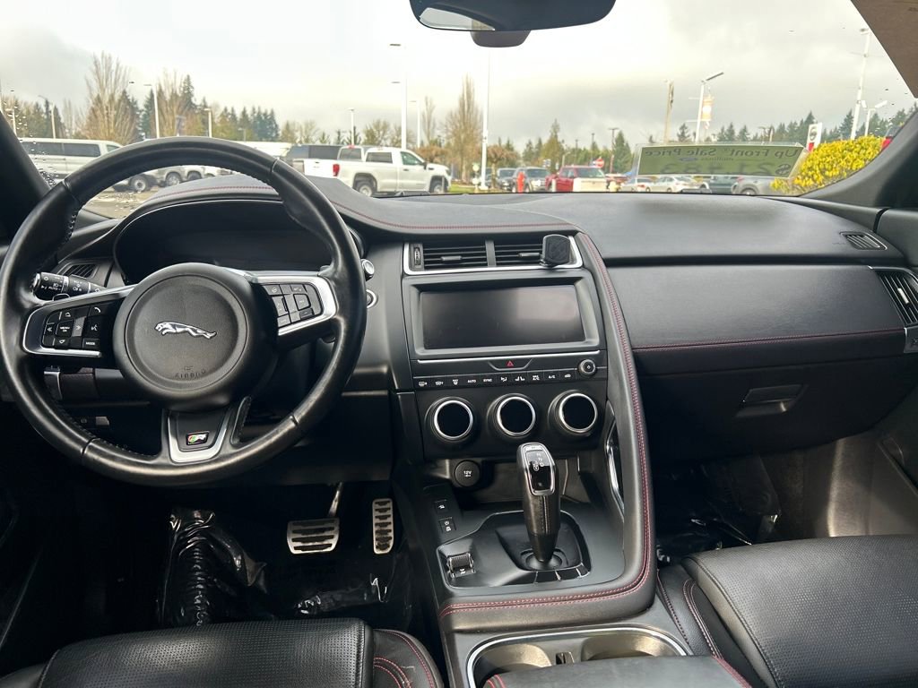 Used 2020 Jaguar E-PACE Checkered Flag image 6