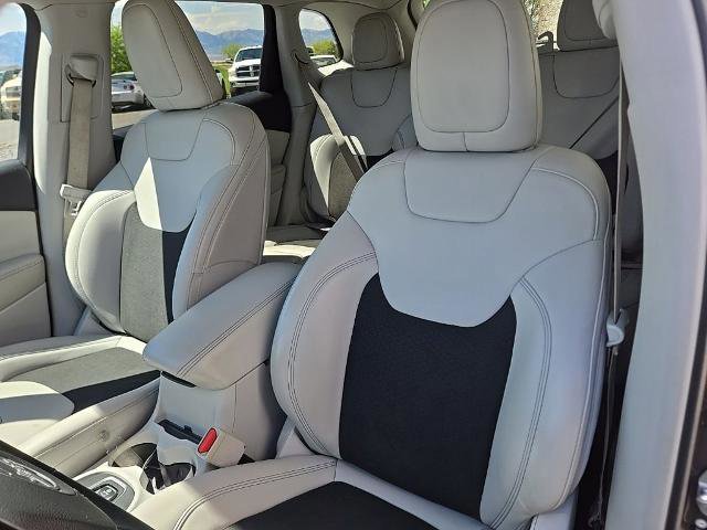 Used 2021 Jeep Cherokee Latitude Plus image 18