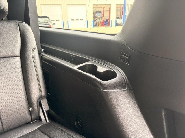 Certified 2020 Ford Expedition Max XLT w/ Equipment Group 202A AWD/4WD image 24