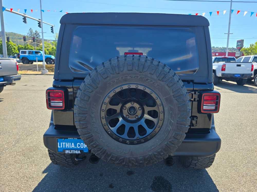 Used 2018 Jeep Wrangler Unlimited Sport AWD/4WD image 4