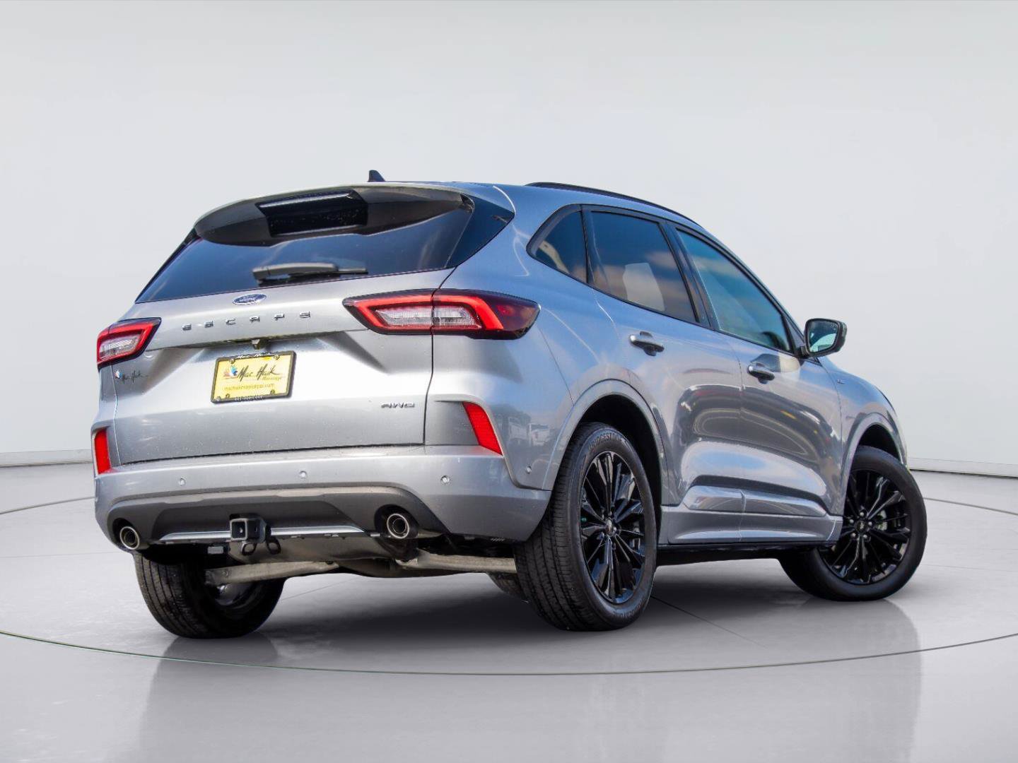 Certified 2024 Ford Escape ST-Line Elite w/ Premium Technology Package AWD/4WD image 4