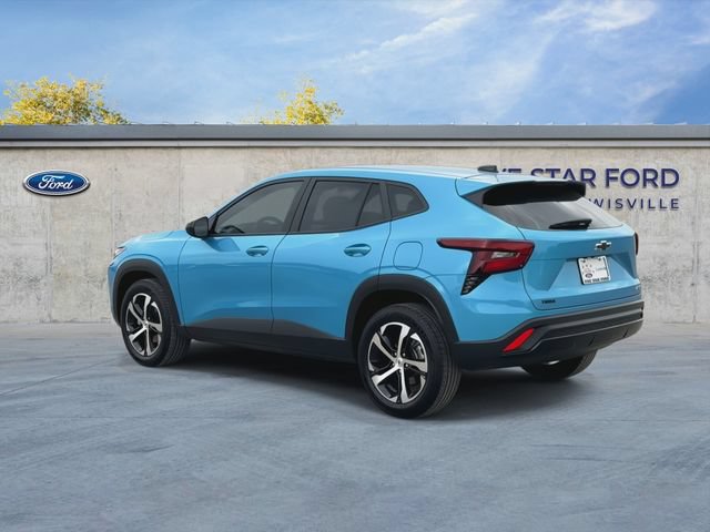 Used 2025 Chevrolet Trax RS w/ Sunroof Package FWD image 6