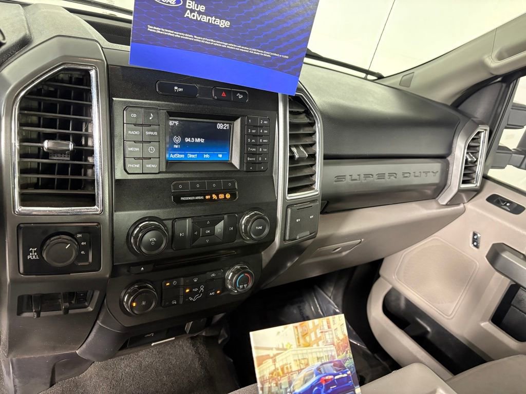 Certified 2017 Ford F250 XLT w/ FX4 Off-Road Package image 16