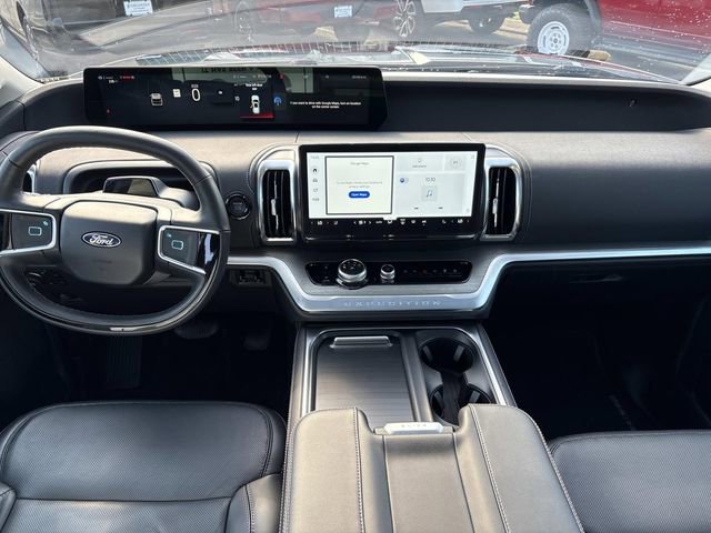 Certified 2025 Ford Expedition Max Platinum image 16