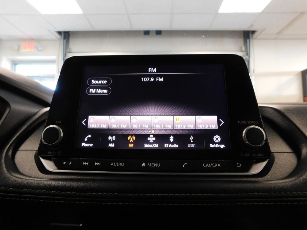 Used 2021 Nissan Rogue S AWD/4WD image 17