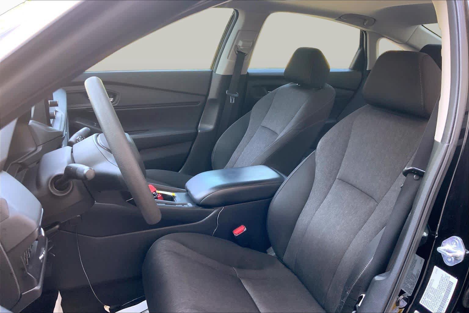 Used 2023 Honda Accord EX image 8