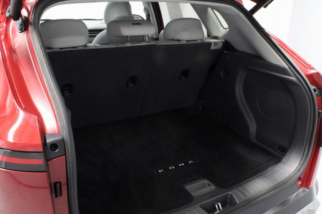 Used 2024 Hyundai Kona Limited AWD/4WD image 14