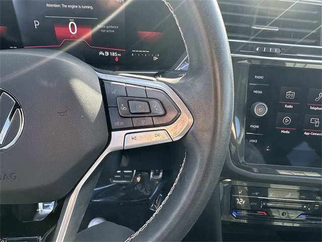 Used 2023 Volkswagen Tiguan SE R-Line image 28