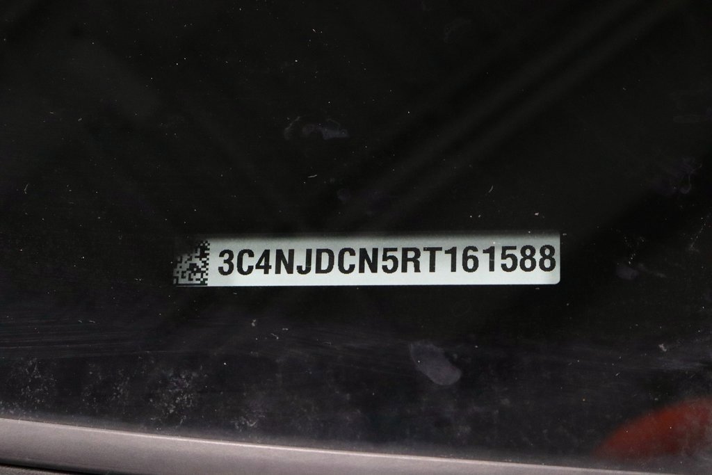 Used 2024 Jeep Compass Limited image 32