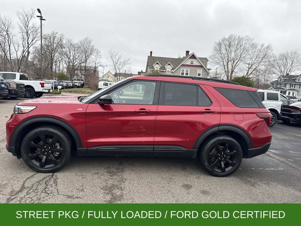 Certified 2024 Ford Explorer ST-Line w/ Class IV Trailer Tow Package image 2