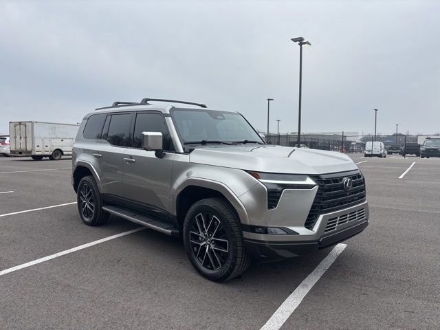 Used 2024 Lexus GX 550 image 6