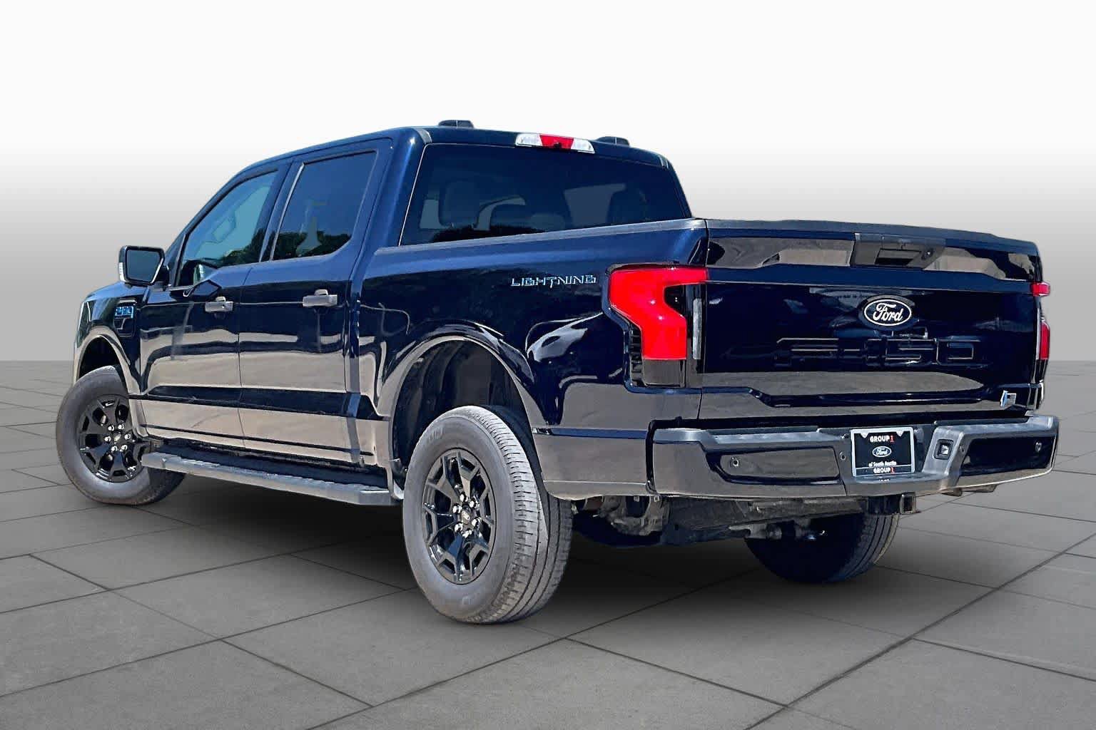 Certified 2025 Ford F150 Lightning XLT AWD/4WD image 11