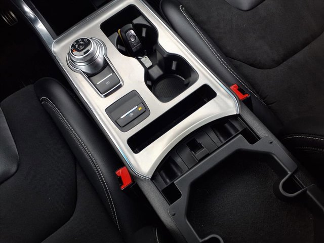 Certified 2022 Ford Edge ST image 17