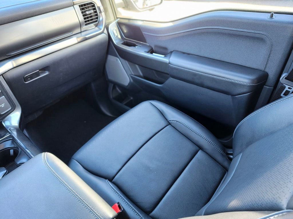 Certified 2022 Ford F150 Lariat w/ Equipment Group 502A High image 15