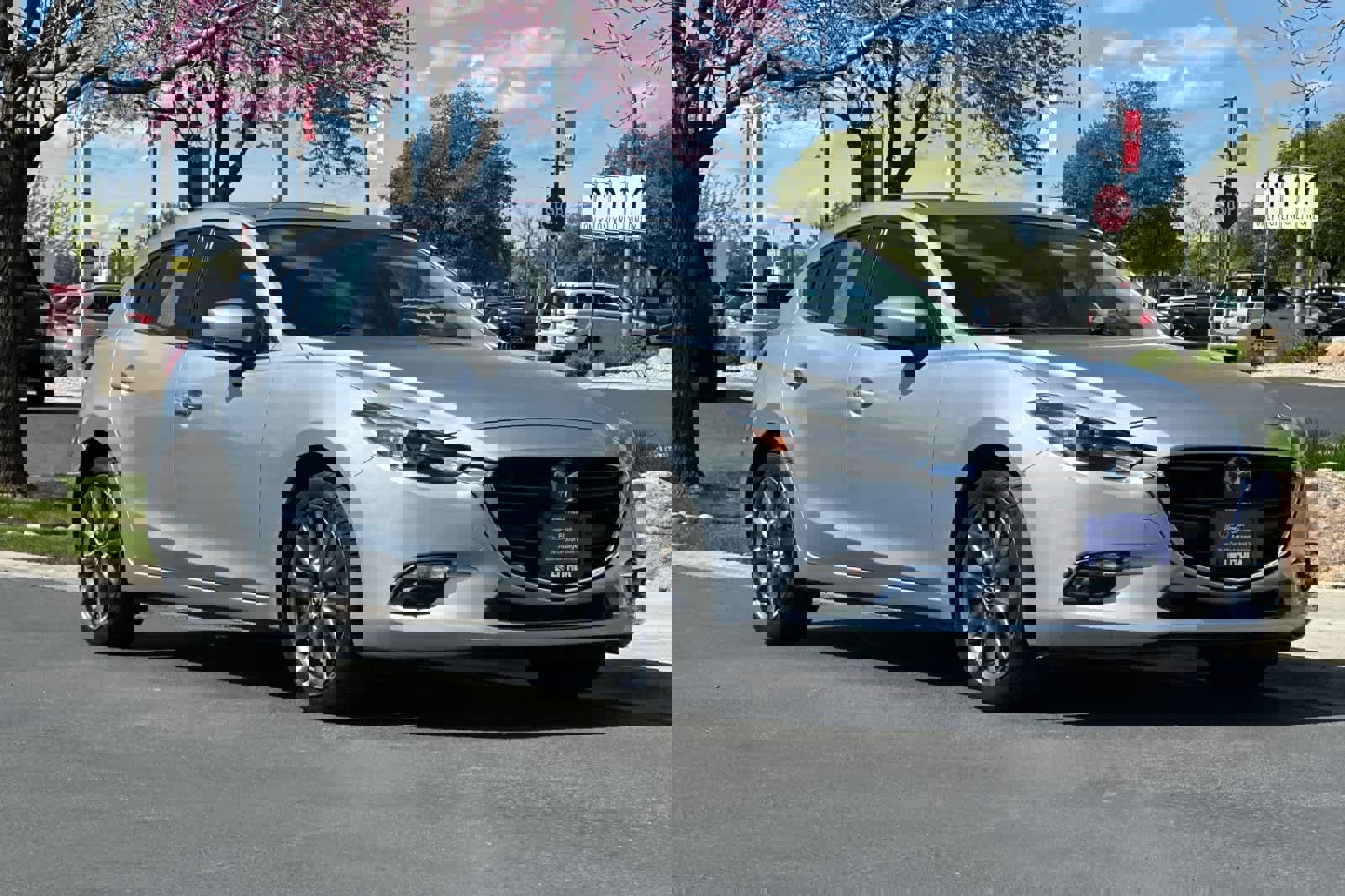 Used 2018 MAZDA MAZDA3 Grand Touring w/ Premium Equipment Package image 7