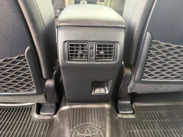 Used 2023 Toyota 4Runner Limited AWD/4WD image 34