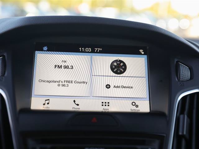 Certified 2018 Ford Focus SEL FWD image 34