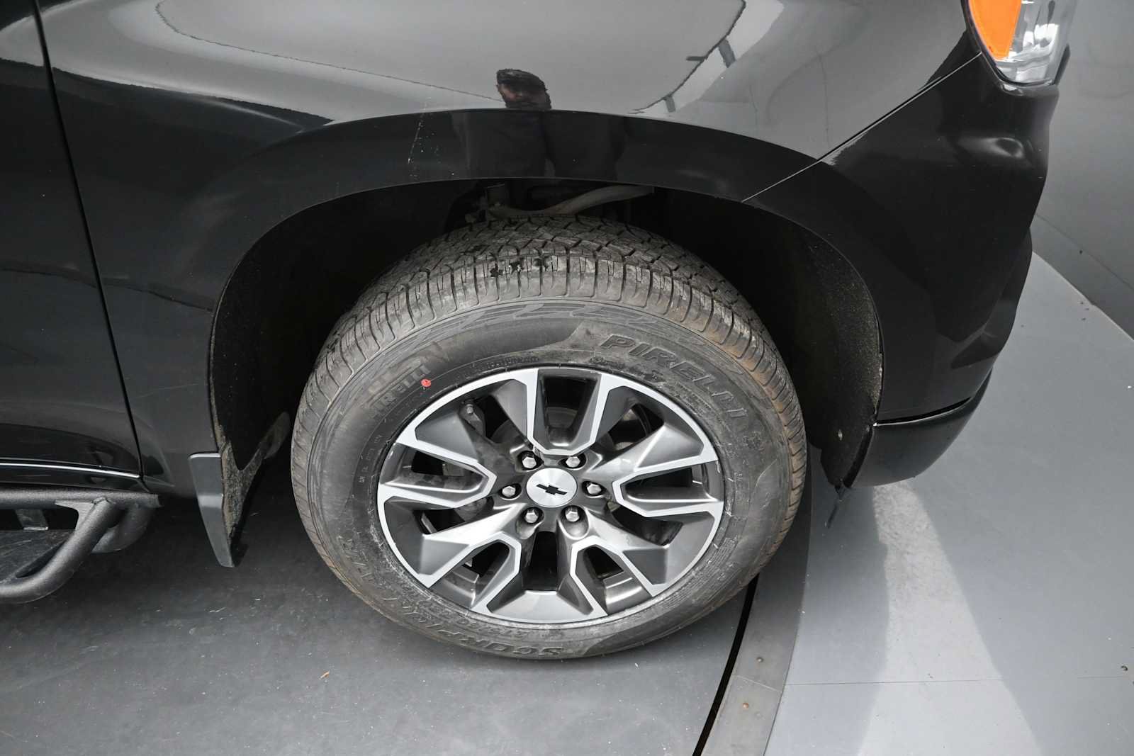 Used 2023 Chevrolet Silverado 1500 RST AWD/4WD image 10